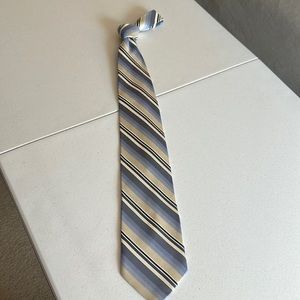 Tie